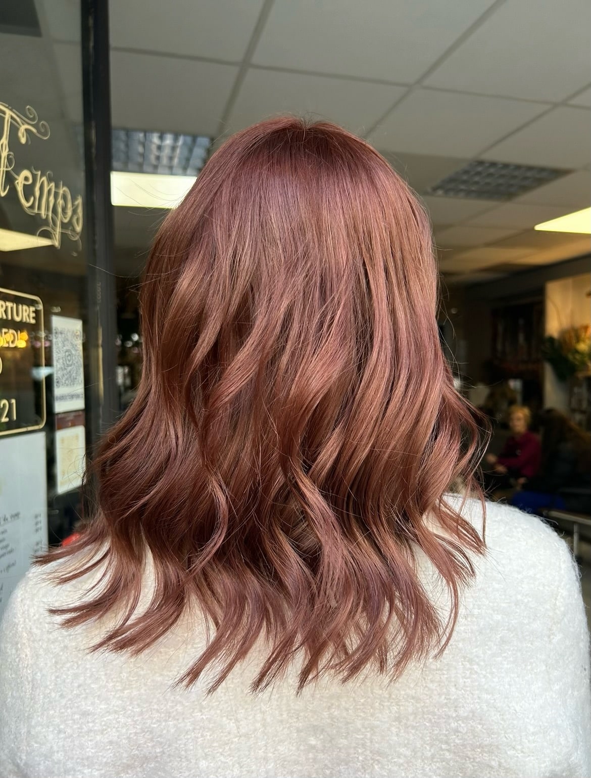salon de coiffure nice-coloration de cheveux saint laurent du var-lissage indien la trinite-coupe de cheveux colomars-coiffure la gaude-coiffeuse vence