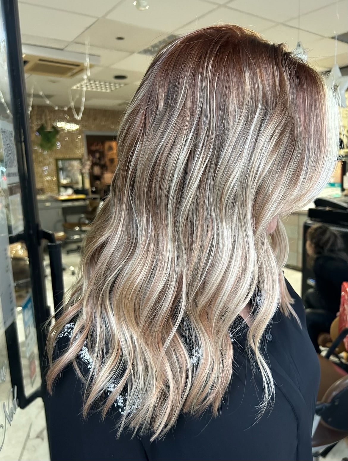 salon de coiffure nice-coloration de cheveux saint laurent du var-lissage indien la trinite-coupe de cheveux colomars-coiffure la gaude-coiffeuse vence